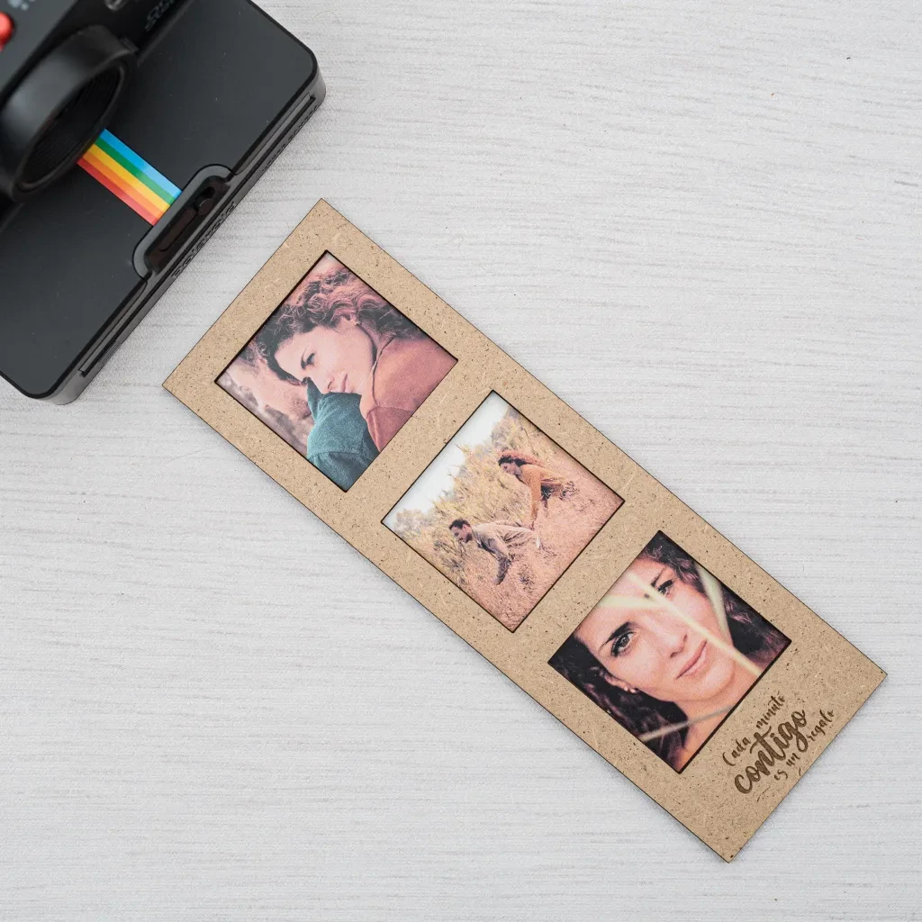 Tres Momentos · Marco imán polaroid