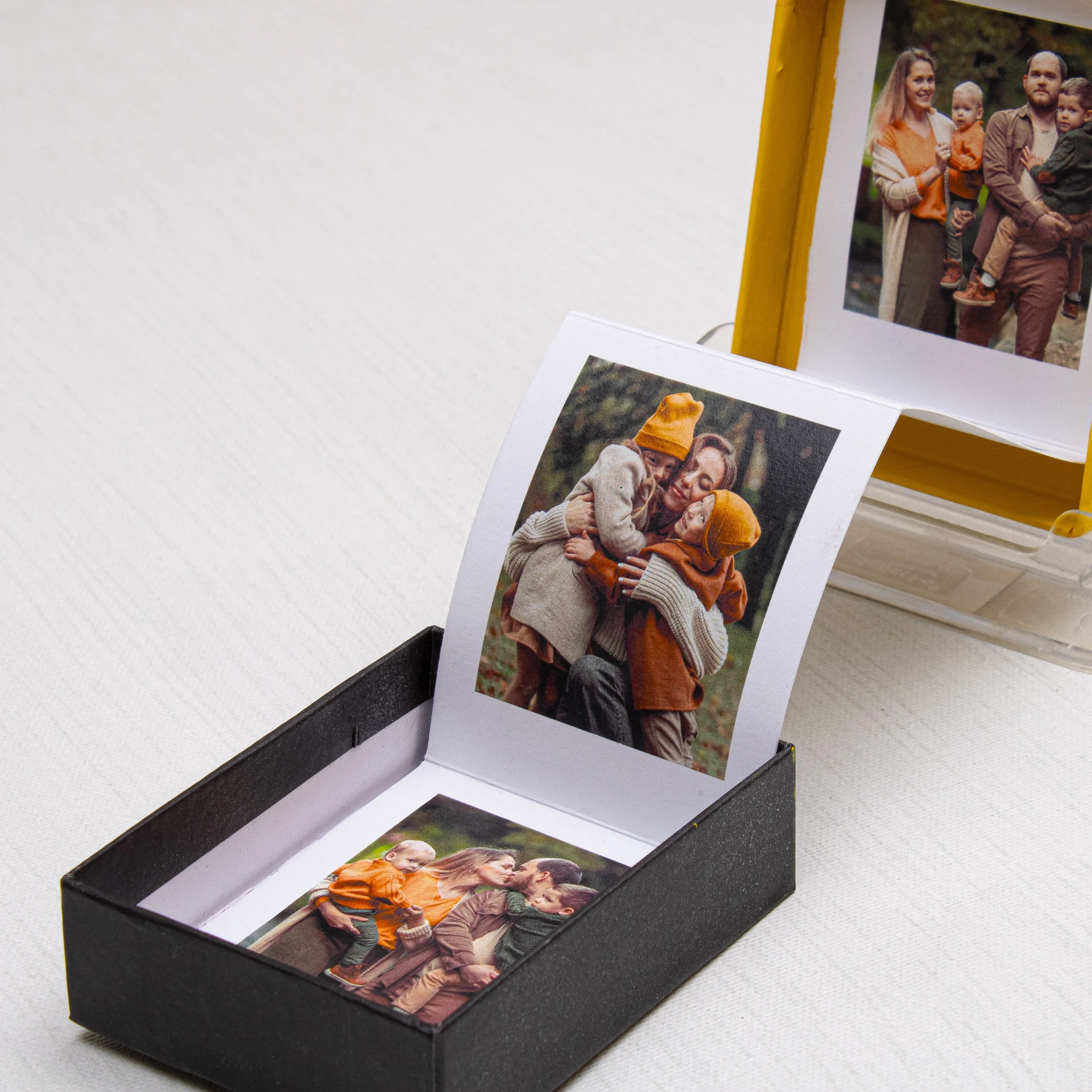 Mini memories · Cajita de fotos personalizada