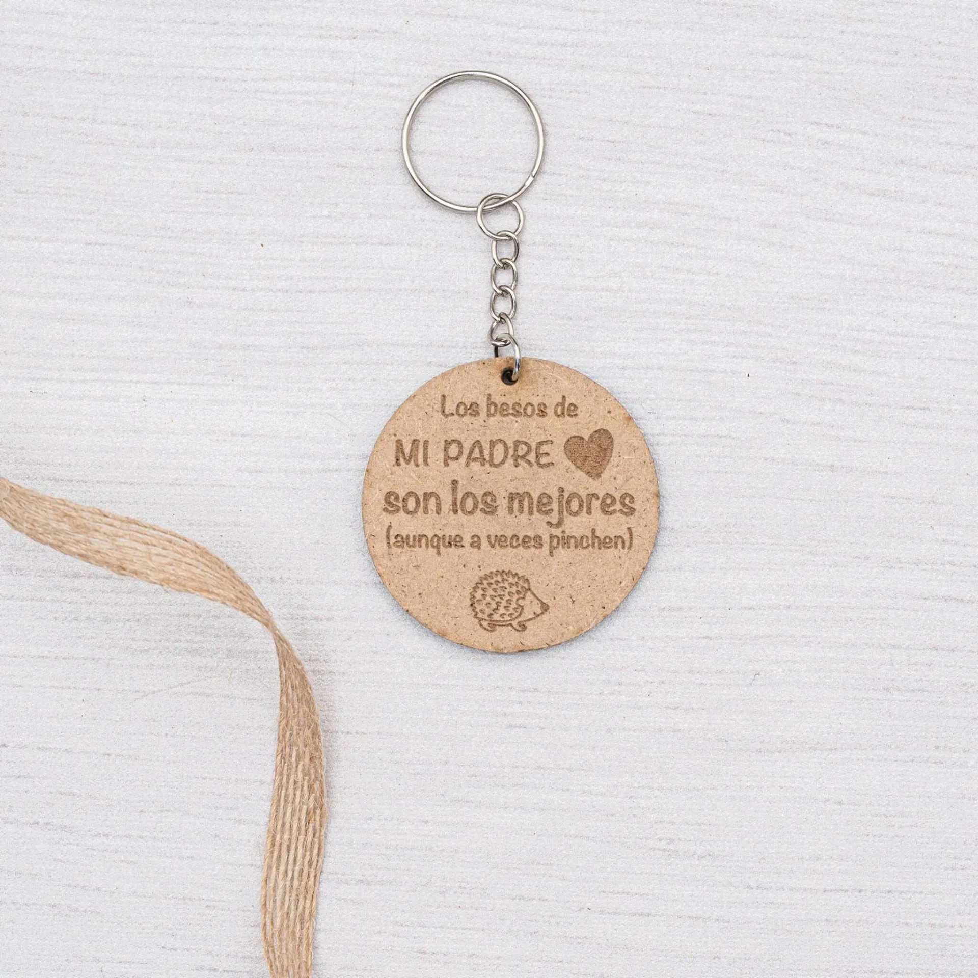 Besos que pinchan, amor que queda · Llaveros besos