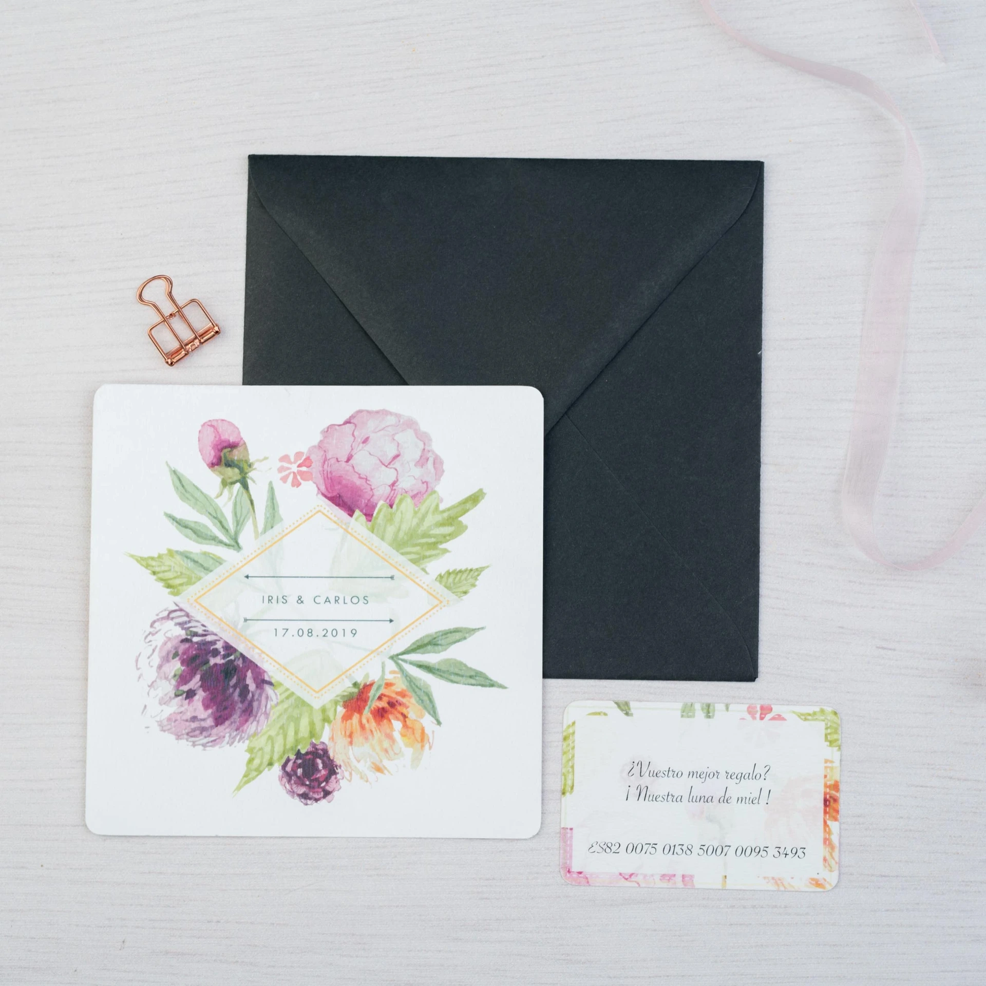 INVITACIÓN DE BODA STRAWBERRY SQUARE (SI, Verjurado Blanco)