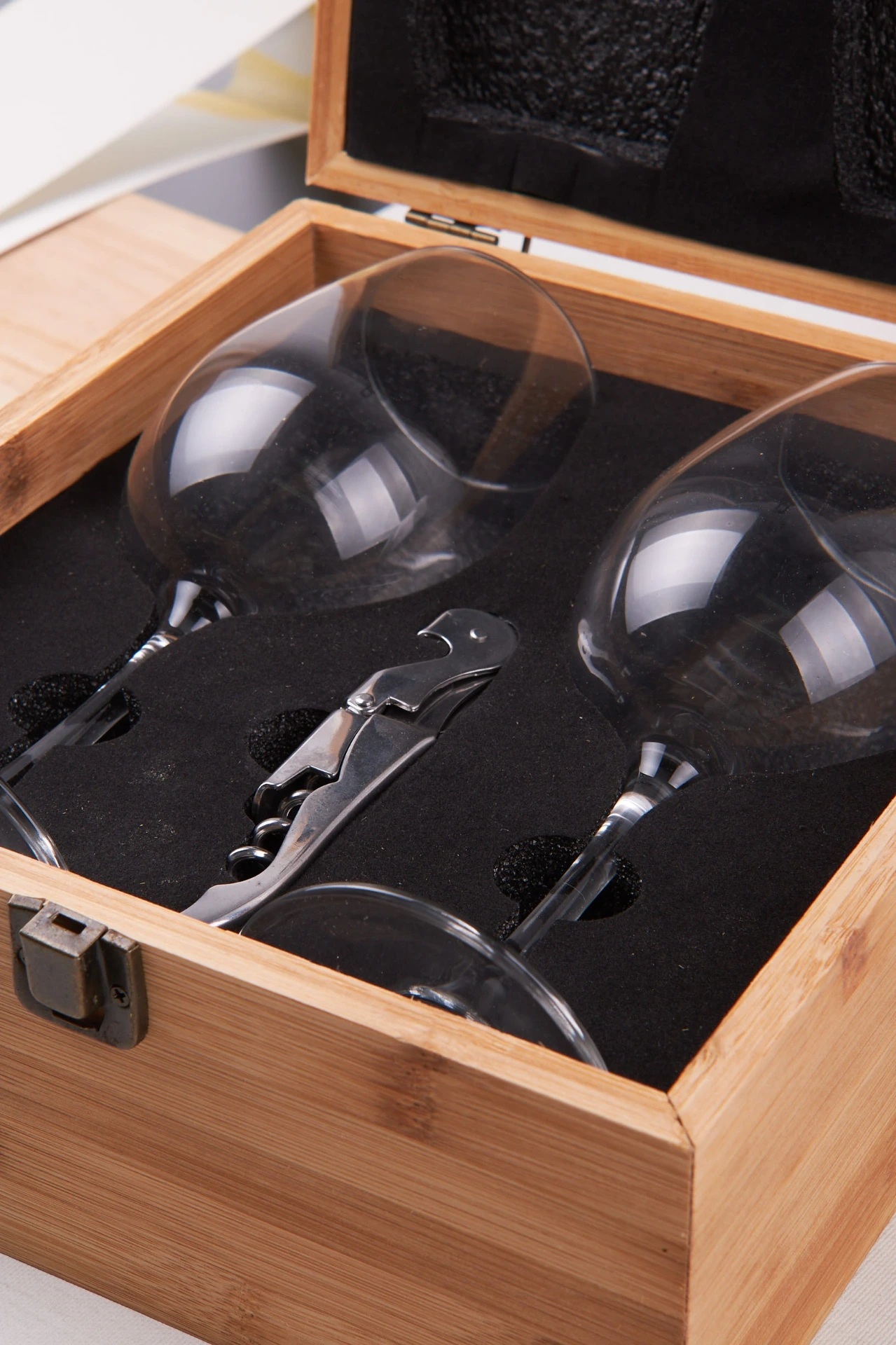 Brindis para compartir · Caja copas vinoo personalizado