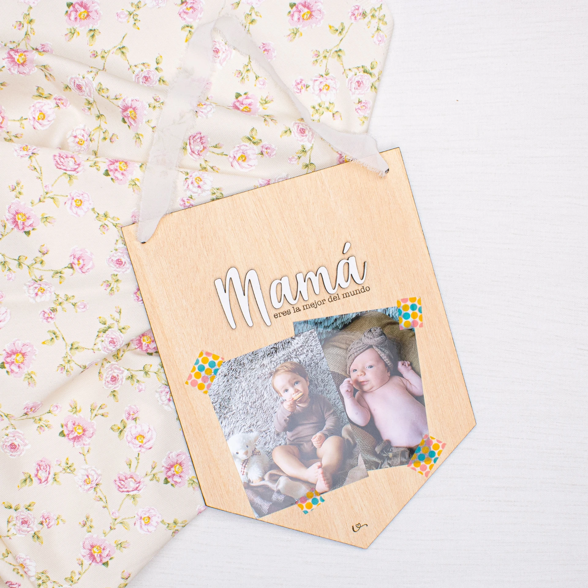 Mamá, Nuestro Recuerdo · Banderín de Madera