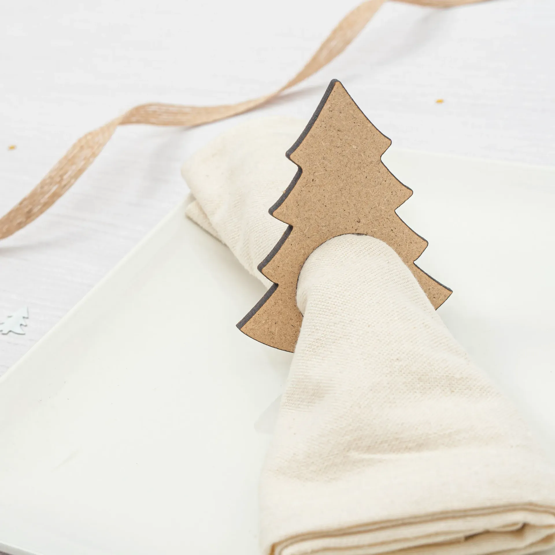 Mesa con espíritu navideño · Servilletero navidad (ÁRBOL)