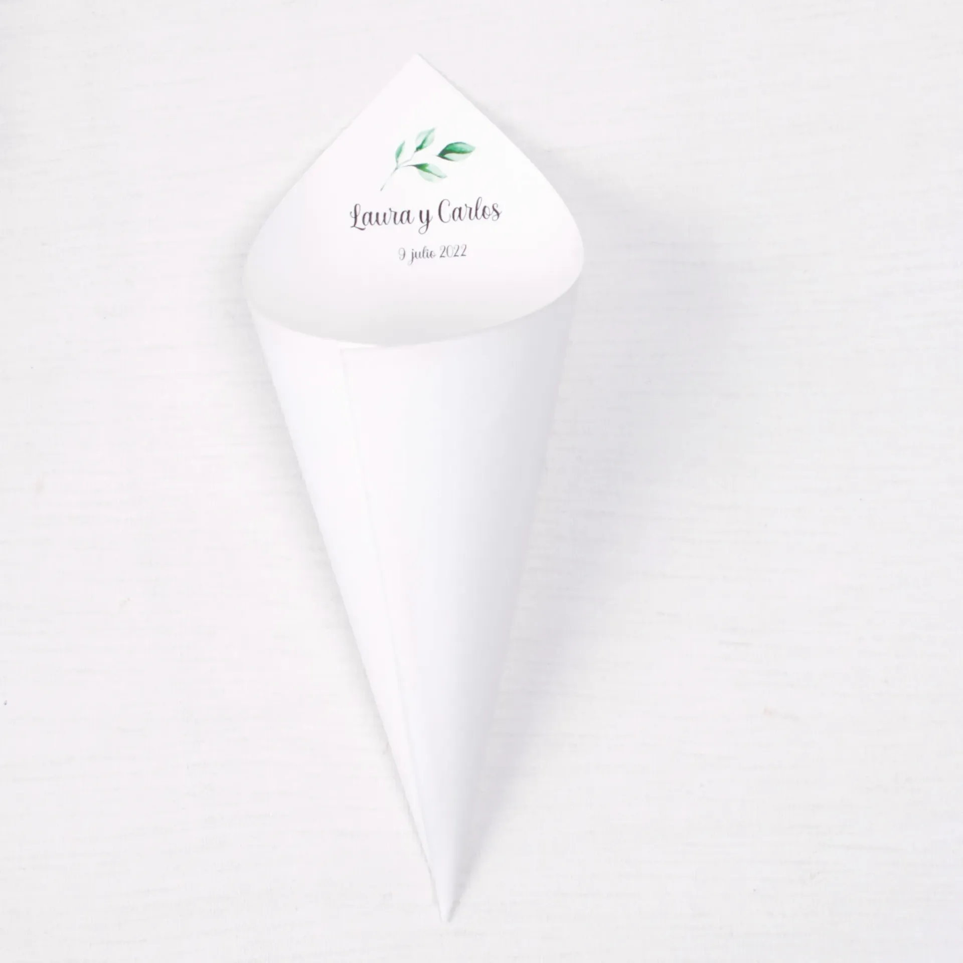 Elegancia natural · Cono boda leaves (PEQUEÑO- ideal para flor seca)