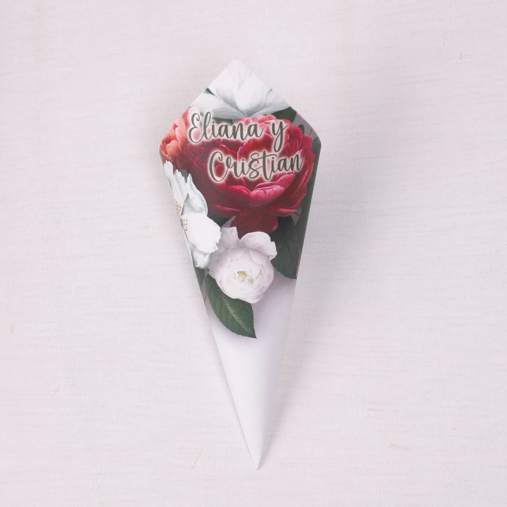 Suavidad floral · Cono boda fluffy flower (PEQUEÑO- ideal para flor seca)