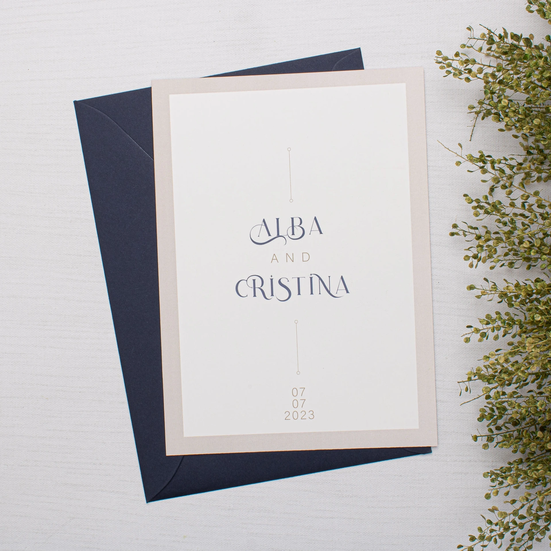 INVITACIÓN DE BODA TAUPE FRAME (SI, AZUL CIELO)